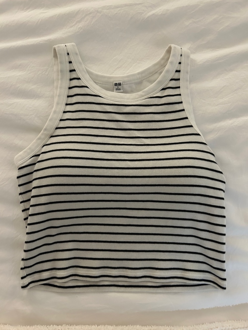 Uniqlo White and Black Striped Ribbed Tank Top